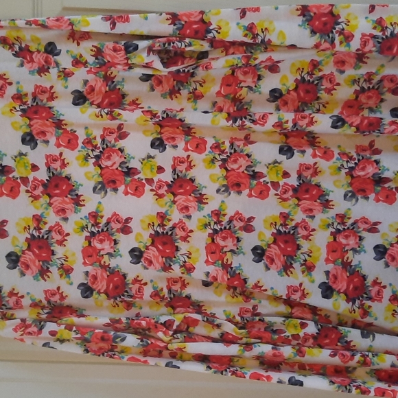 Jamby Styles Baby Doll. Long Sleeve White Floral. Size XL - Picture 3 of 4